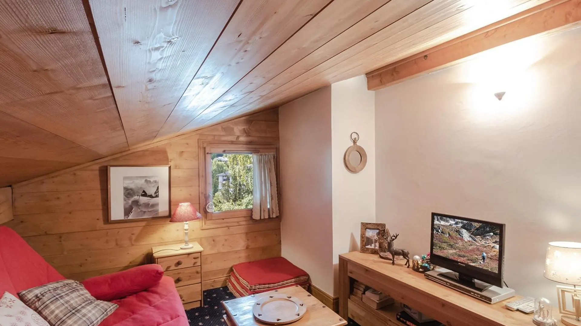 Apartment Chalet Duplex 3* Avec Wifi, Parking Et Animaux Acceptes A Chamonix - Fr-1-343-171
